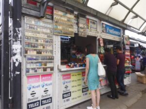 アルマトイのたばこ屋